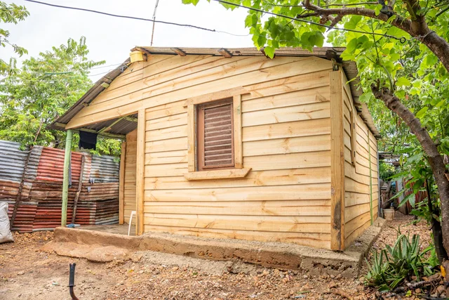 Carpintería, Cádiz, Ebanista, Profesional, Casa de madera, bungalow, cocina, puertas, armarios, madera